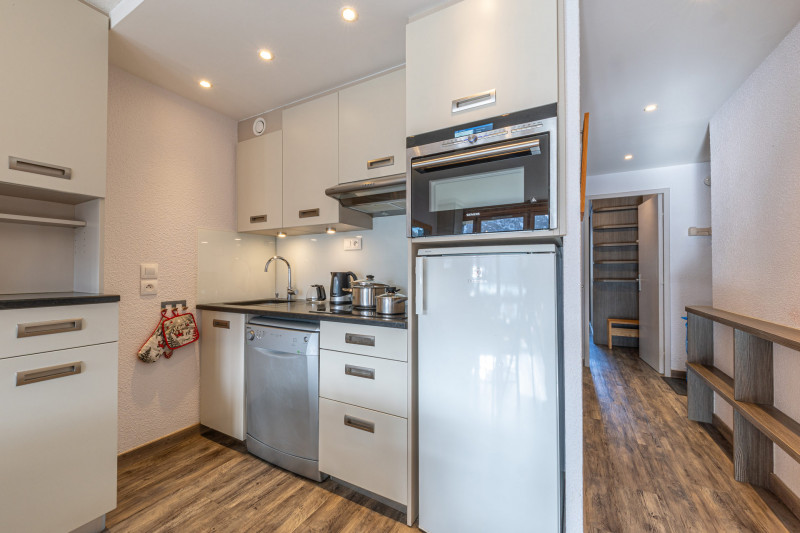 _lv_images__lot_0000240084_06_18171377 _lv_images__lot_0000240084_06_18171377