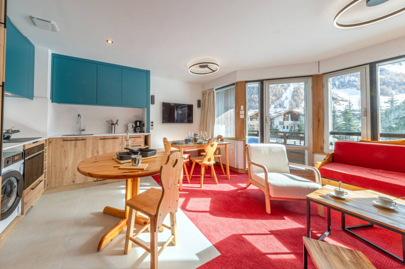 _lv_images__lot_0000250010_01_17399553