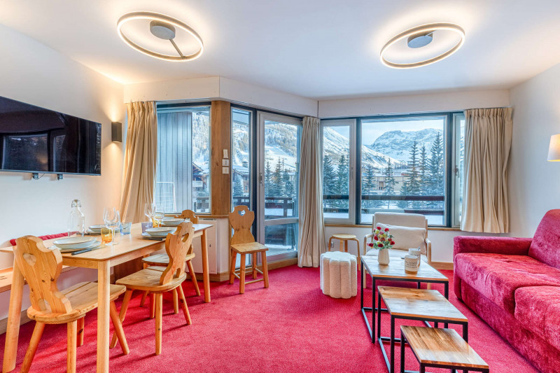 _lv_images__lot_0000250010_01_18485149