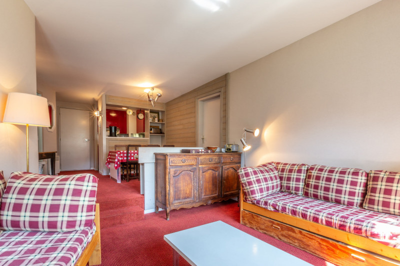 _lv_images__lot_0000250016_04_17831360