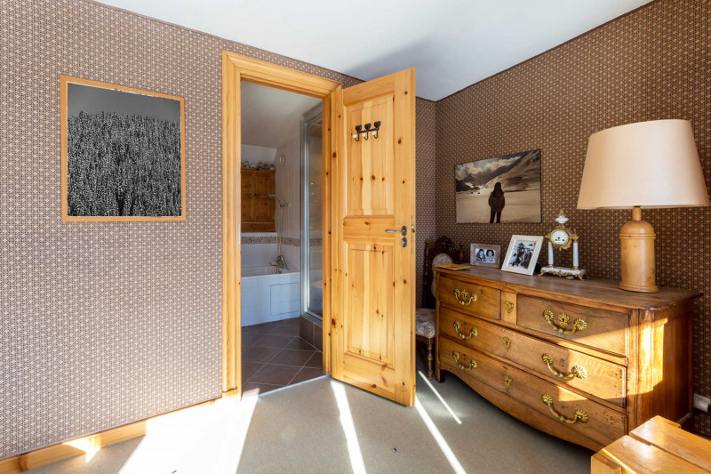 _lv_images__lot_0000250021_09_18225109 _lv_images__lot_0000250021_09_18225109