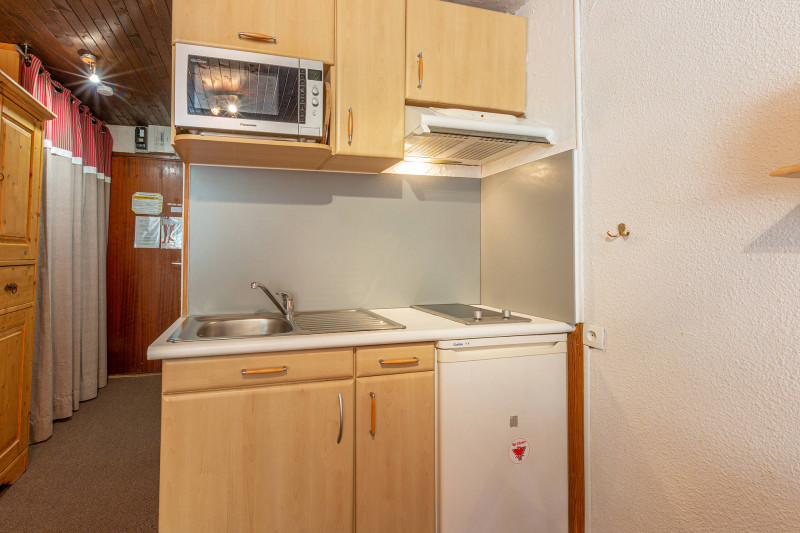 _lv_images__lot_0000270005_06_17779225