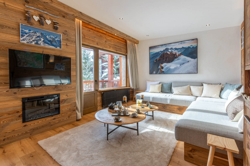 _lv_images__lot_0000280001_06_18556097