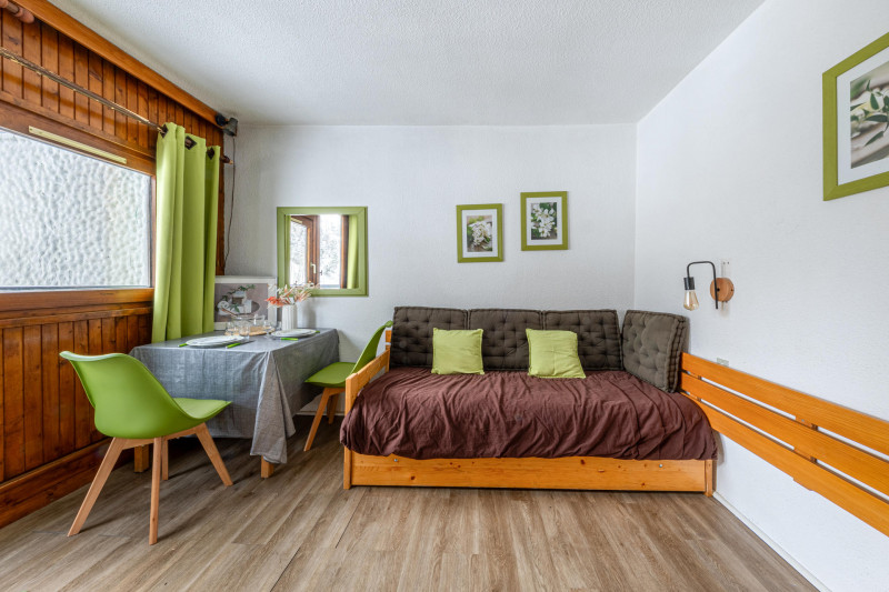 _lv_images__lot_0000370014_03_18183535 _lv_images__lot_0000370014_03_18183535