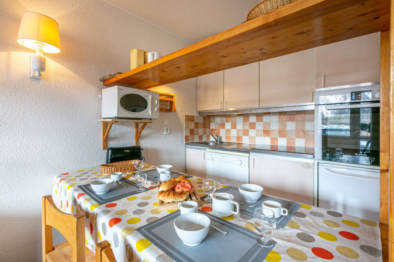 _lv_images__lot_0000370111_06_18432020 _lv_images__lot_0000370111_06_18432020