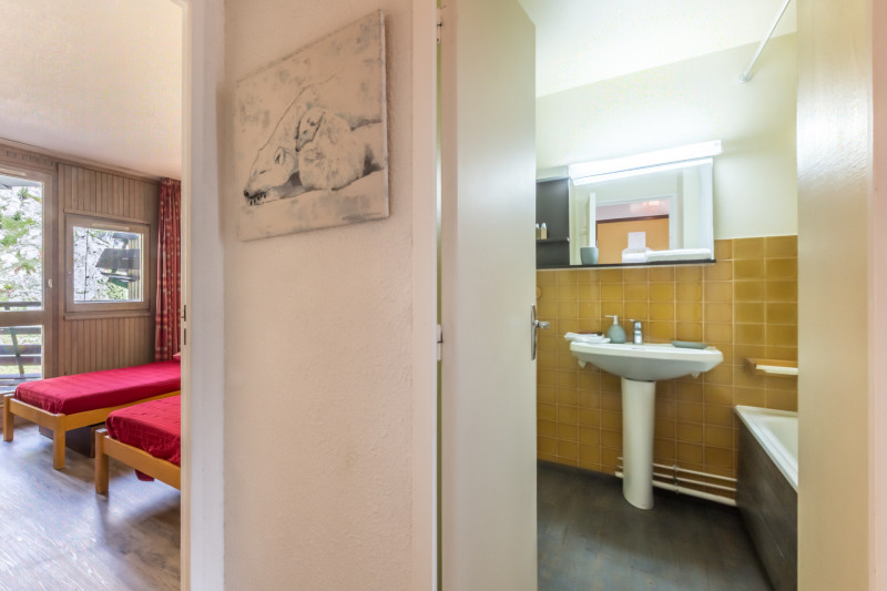 _lv_images__lot_0000370176_06_18224941