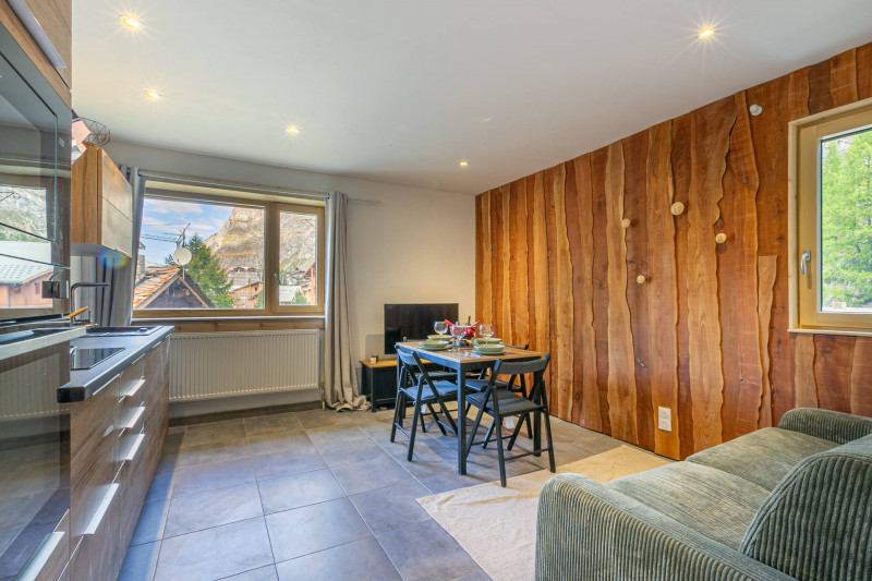 _lv_images__lot_0000380073_02_17382182 _lv_images__lot_0000380073_02_17382182