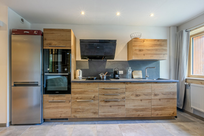 _lv_images__lot_0000380073_07_18262945