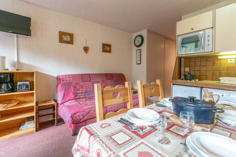 _lv_images__lot_0000400017_03_18487697