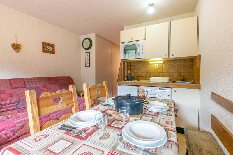 _lv_images__lot_0000400017_05_18263039