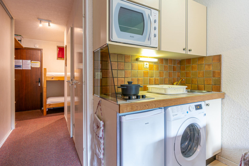 _lv_images__lot_0000400017_06_18067172