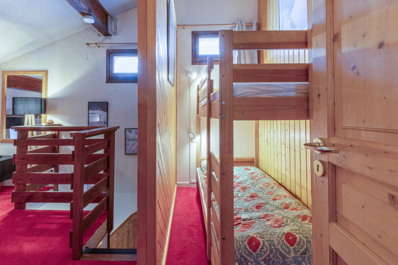 _lv_images__lot_0000400052_07_18262779