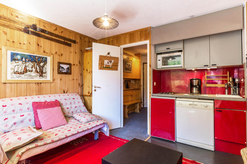 _lv_images__lot_0000400087_03_17303311