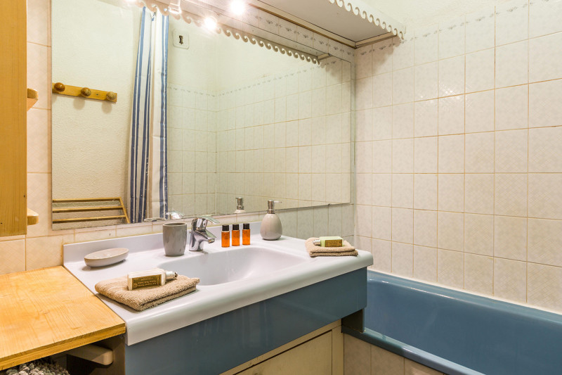 _lv_images__lot_0000400087_09_18361270 _lv_images__lot_0000400087_09_18361270