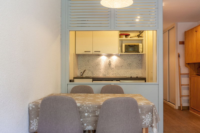 _lv_images__lot_0000410008_13_17420074