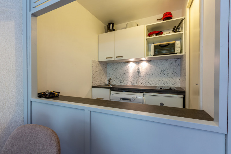 _lv_images__lot_0000410008_15_17402773 _lv_images__lot_0000410008_15_17402773