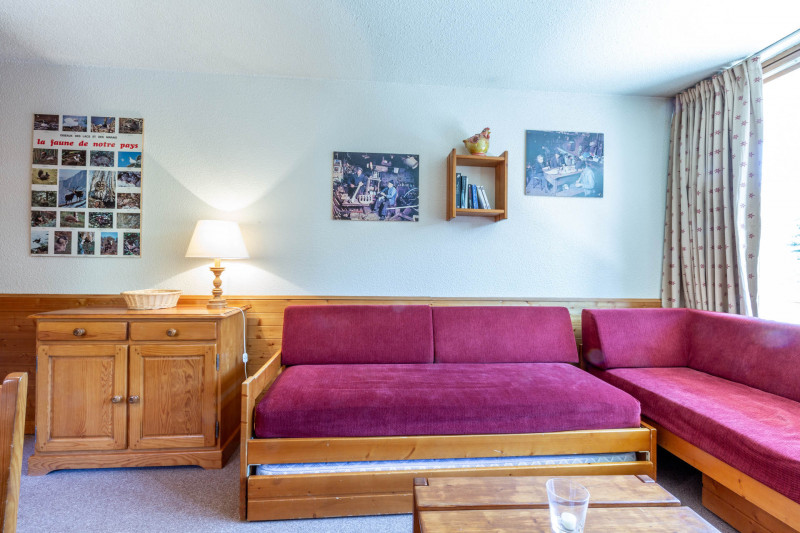 _lv_images__lot_0000410021_03_17761851