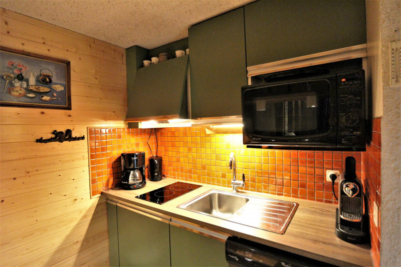 _lv_images__lot_0000670002_06_17418752 _lv_images__lot_0000670002_06_17418752