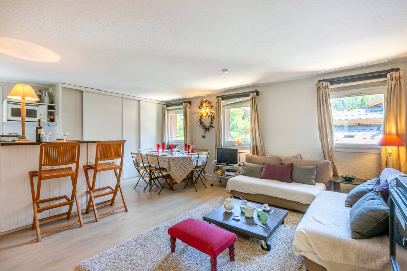 _lv_images__lot_0000710005_01_18516944