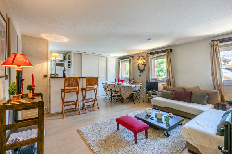 _lv_images__lot_0000710005_04_18556704