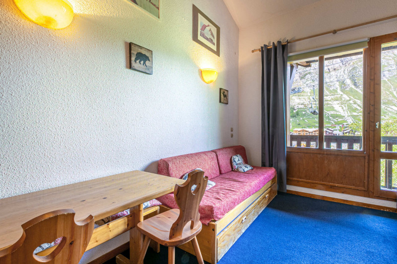 _lv_images__lot_0000720043_02_19465693
