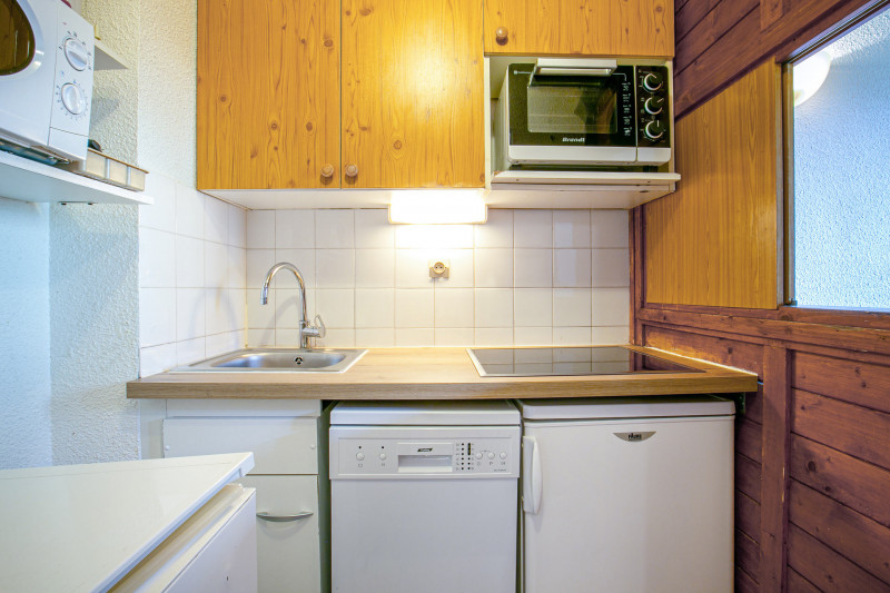 _lv_images__lot_0000720043_05_18120587