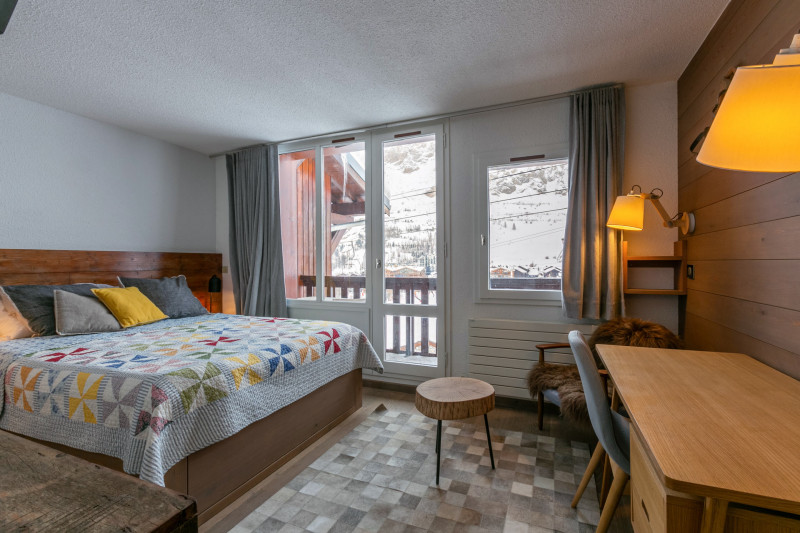 _lv_images__lot_0000720045_09_18359231 _lv_images__lot_0000720045_09_18359231