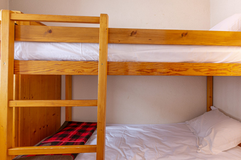 _lv_images__lot_0000720045_15_17941712