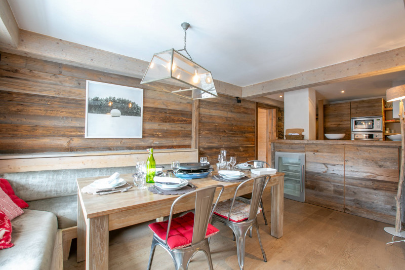 _lv_images__lot_0000740035_04_18084340