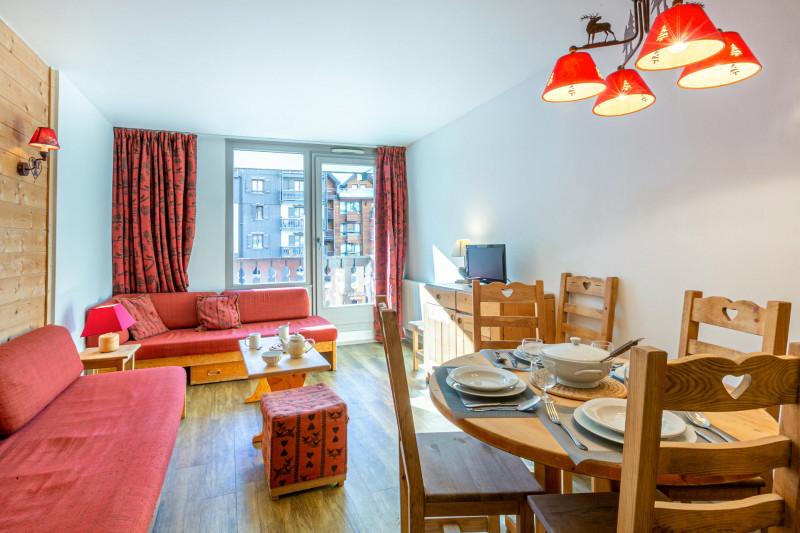 _lv_images__lot_0000810091_01_18359727