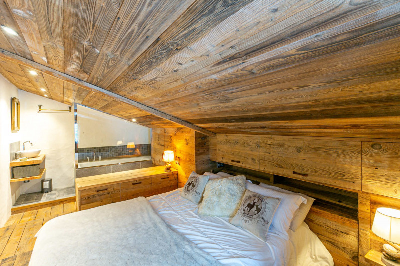 _lv_images__lot_0000810096_08_17416202 _lv_images__lot_0000810096_08_17416202