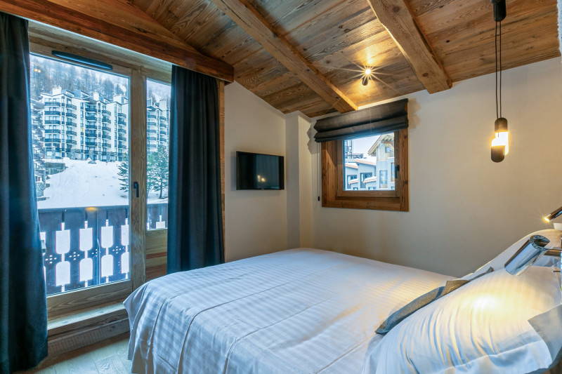 _lv_images__lot_0000810096_10_18448635