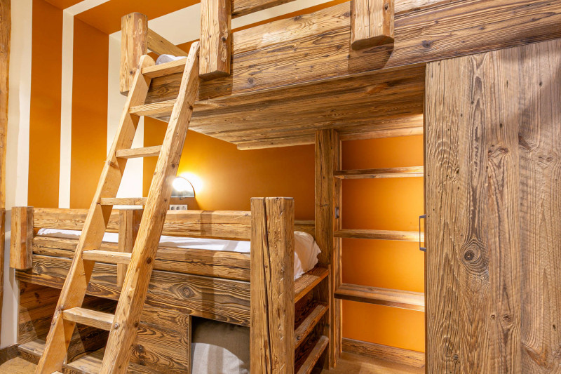 _lv_images__lot_0000810096_13_18303835 _lv_images__lot_0000810096_13_18303835