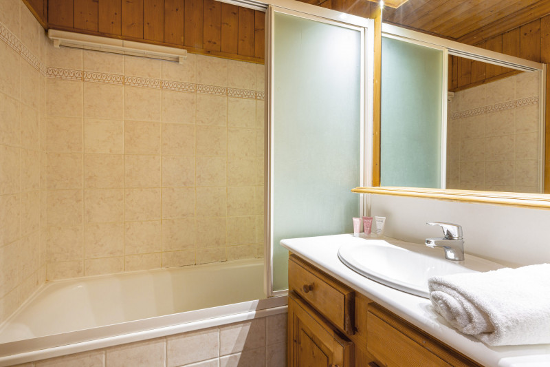 _lv_images__lot_0000810100_12_18181413 _lv_images__lot_0000810100_12_18181413