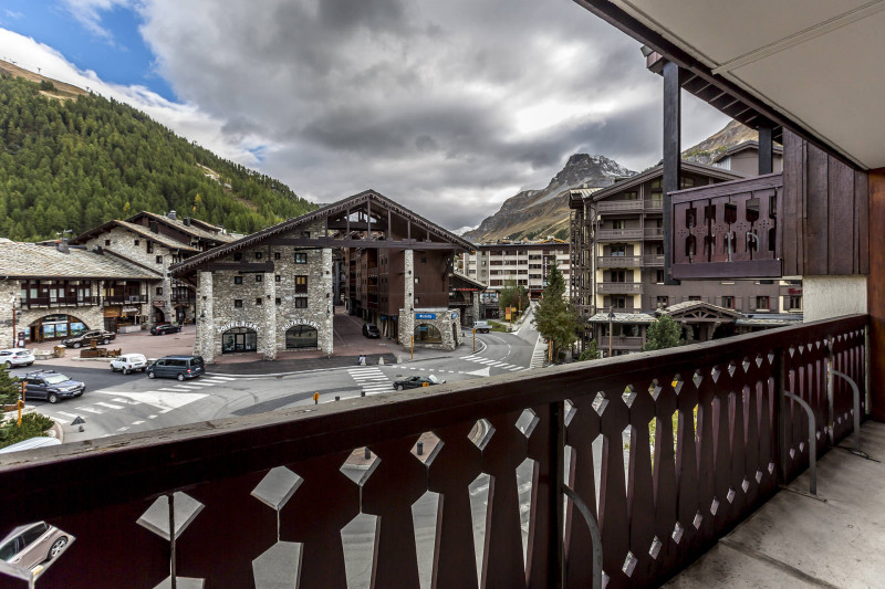 _lv_images__lot_0000810100_13_19326001 _lv_images__lot_0000810100_13_19326001