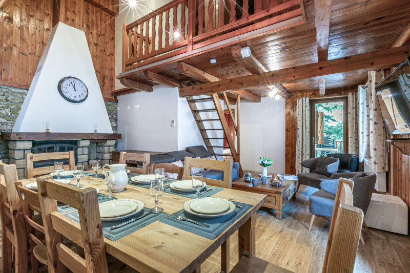 _lv_images__lot_0000860002_01_17365499 _lv_images__lot_0000860002_01_17365499