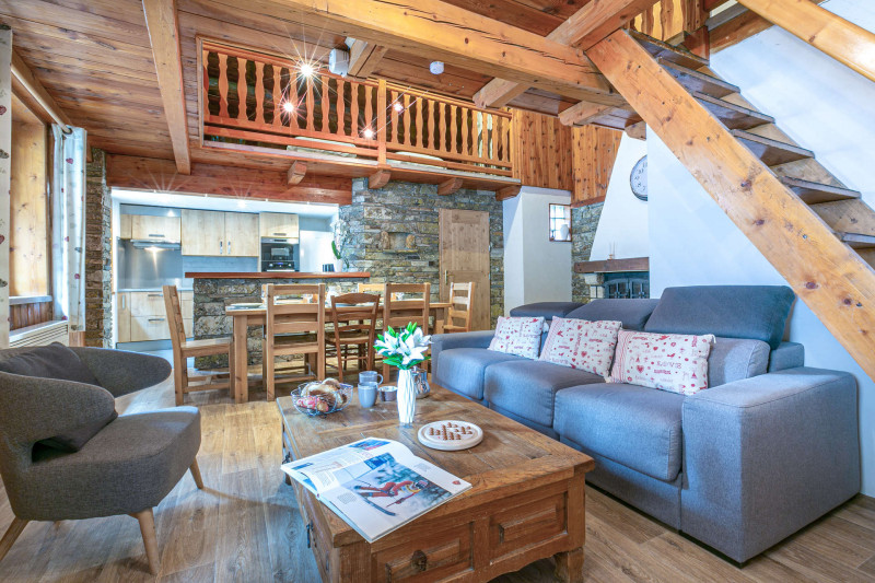 _lv_images__lot_0000860002_06_18305470 _lv_images__lot_0000860002_06_18305470