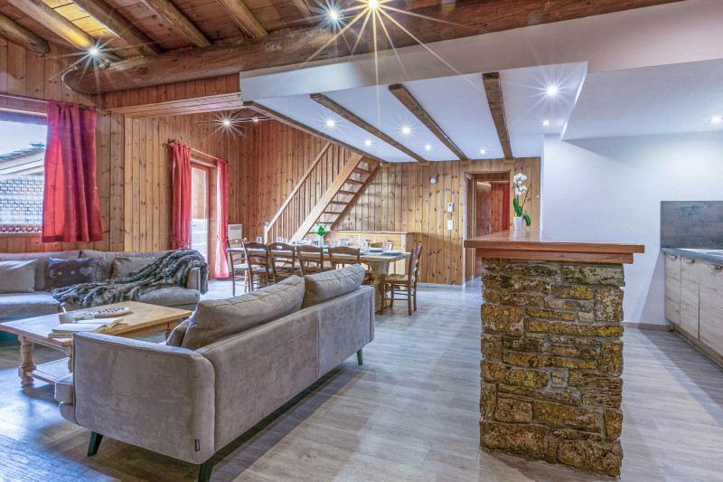 _lv_images__lot_0000860006_02_18467899