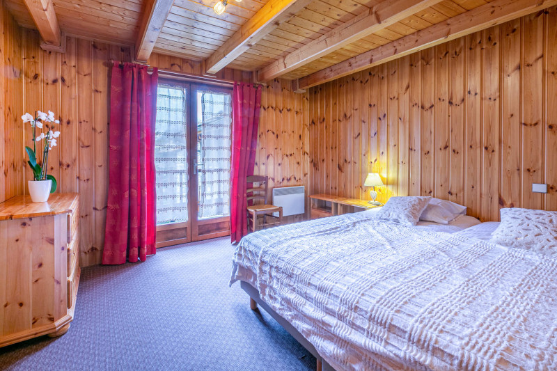 _lv_images__lot_0000860006_11_18261072