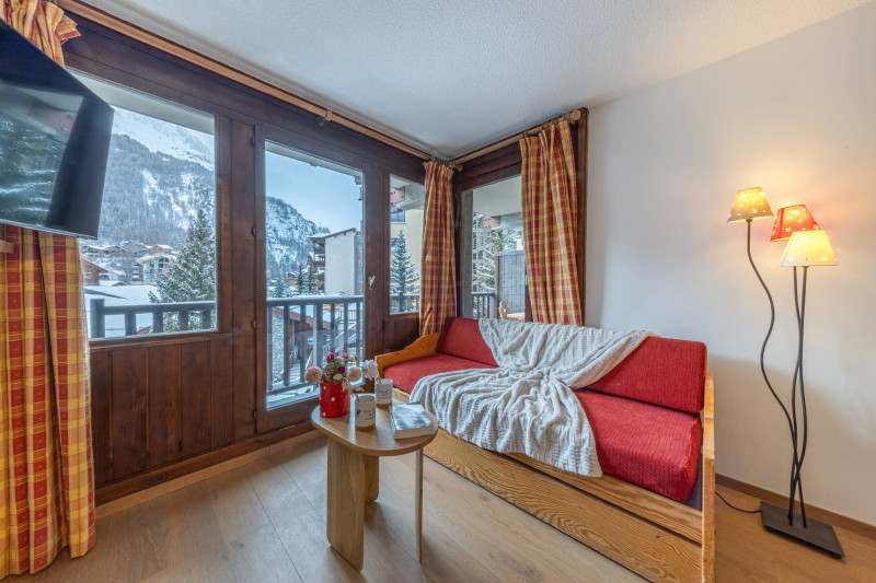 _lv_images__lot_0001050082_03_17365261 _lv_images__lot_0001050082_03_17365261