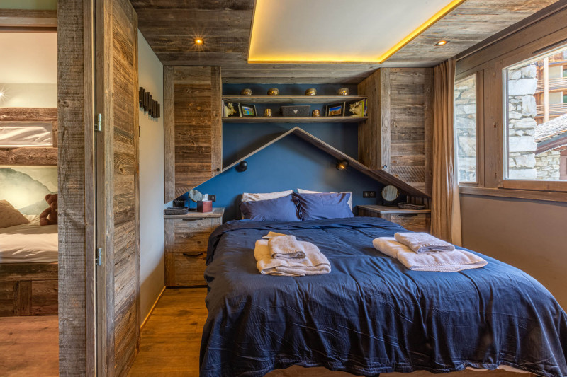 _lv_images__lot_0001050085_08_18307052 _lv_images__lot_0001050085_08_18307052