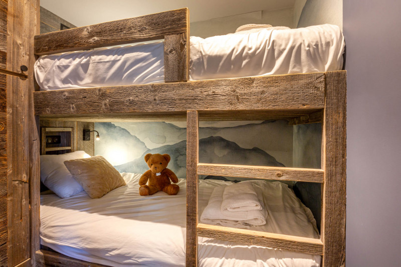 _lv_images__lot_0001050085_10_17385016 _lv_images__lot_0001050085_10_17385016