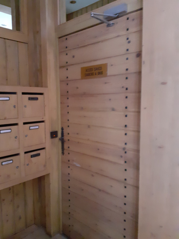 _lv_images__lot_0001050085_15_17302490