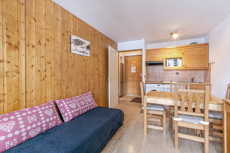 _lv_images__lot_0001050088_04_17419567 _lv_images__lot_0001050088_04_17419567