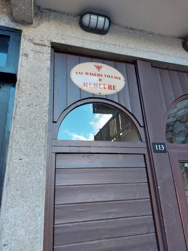 _lv_images__lot_0001050151_12_18452229