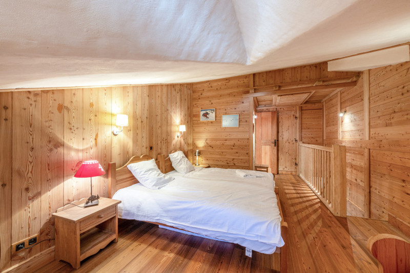 _lv_images__lot_0001080039_10_17778372 _lv_images__lot_0001080039_10_17778372