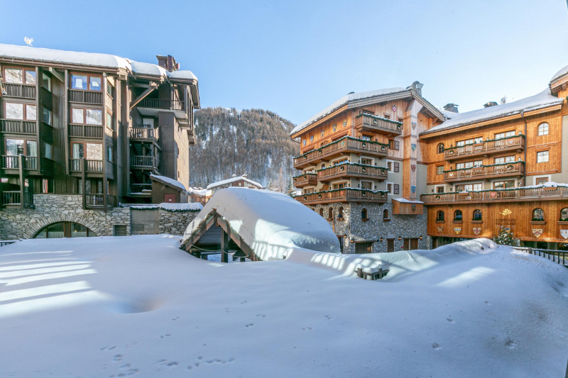 _lv_images__lot_0001120109_08_18325198