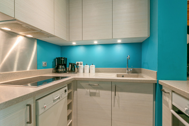 _lv_images__lot_0001160006_06_18359244