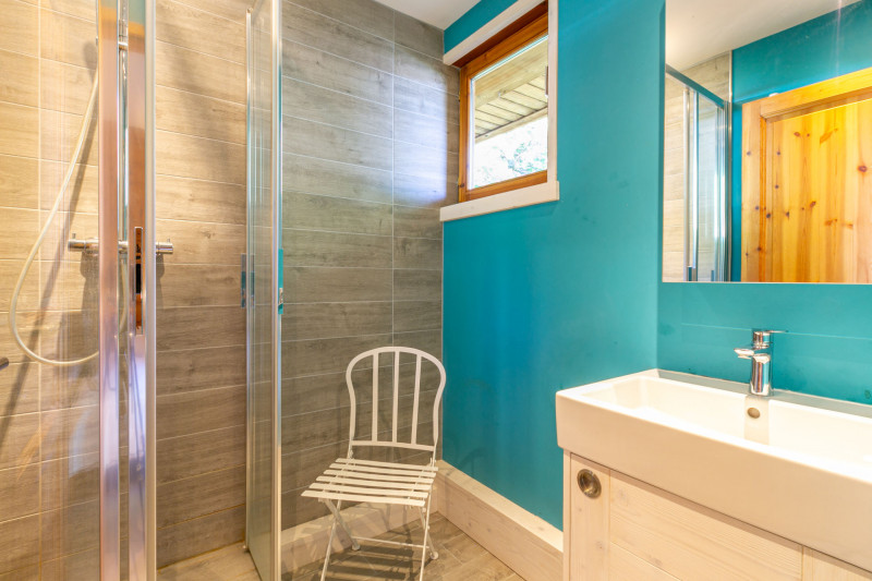 _lv_images__lot_0001160006_12_18323675