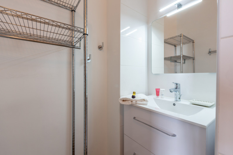 _lv_images__lot_0001190003_08_18138952